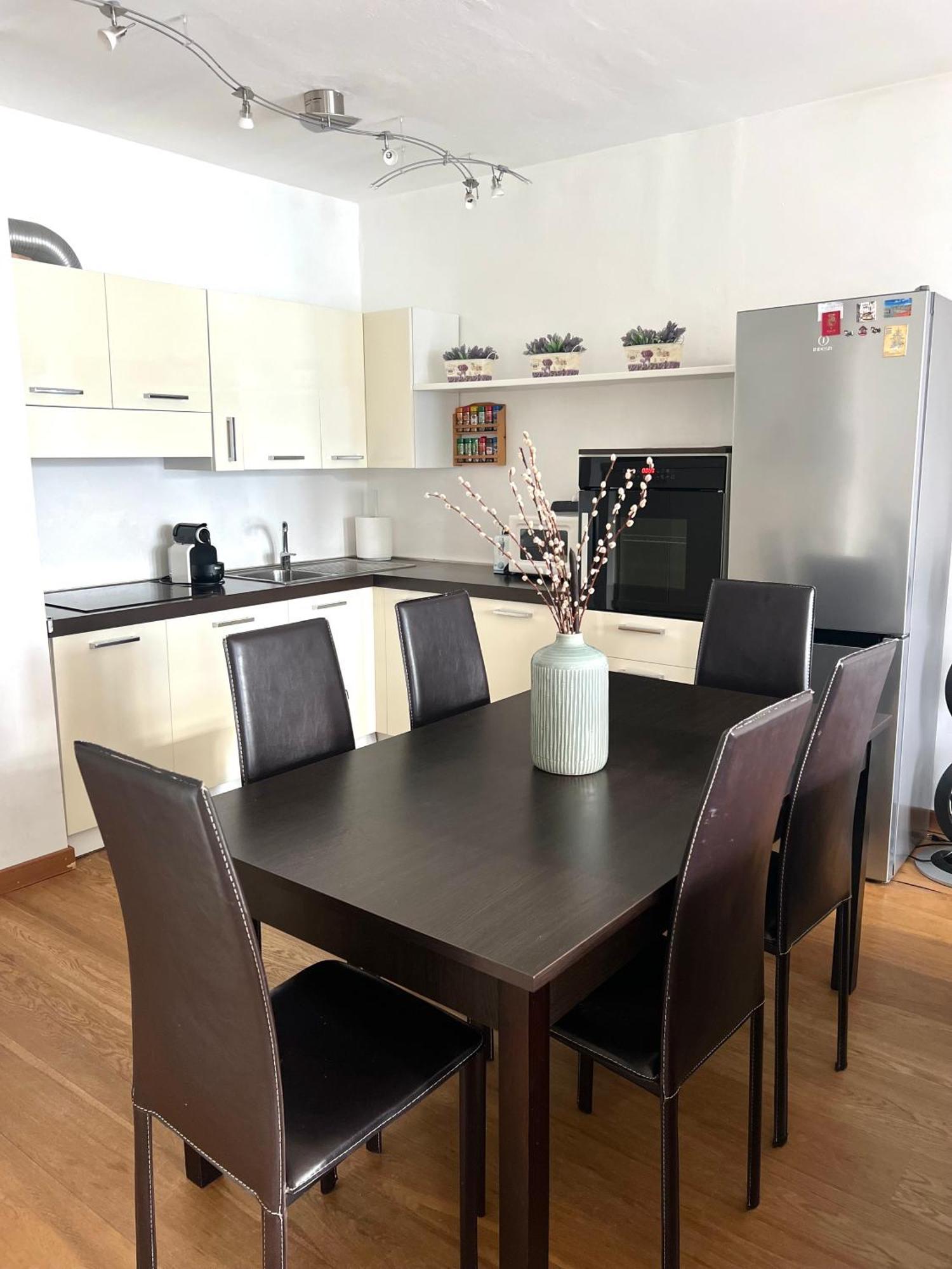 Elizaveta Apartamento Oggebio Exterior foto